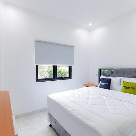 Urbanview Hotel Amira Syariah Bogor Pamoyanan Eksteriør bilde