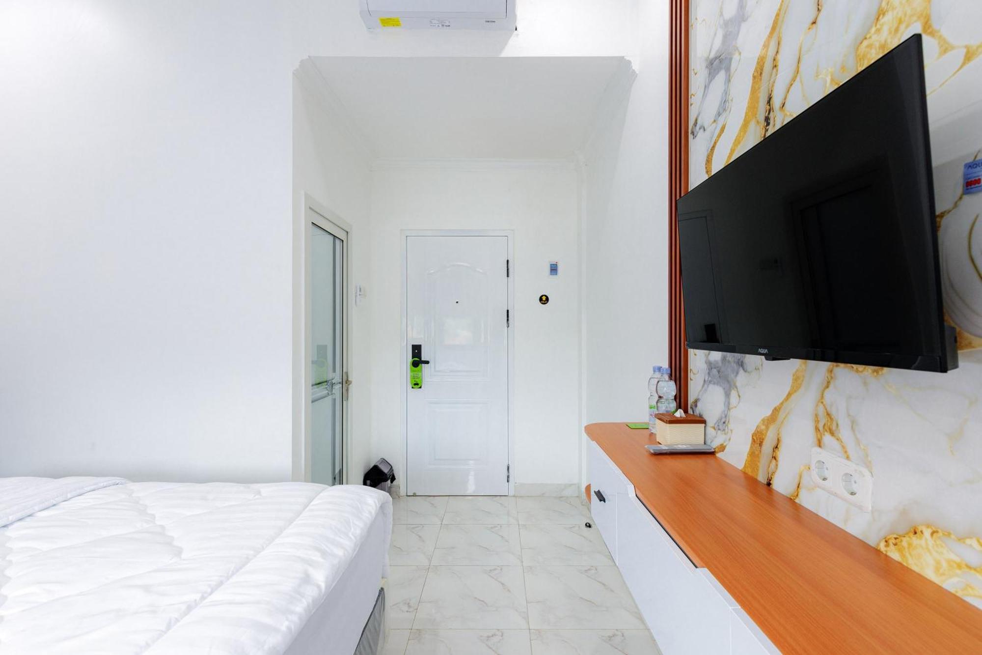 Urbanview Hotel Amira Syariah Bogor Pamoyanan Eksteriør bilde