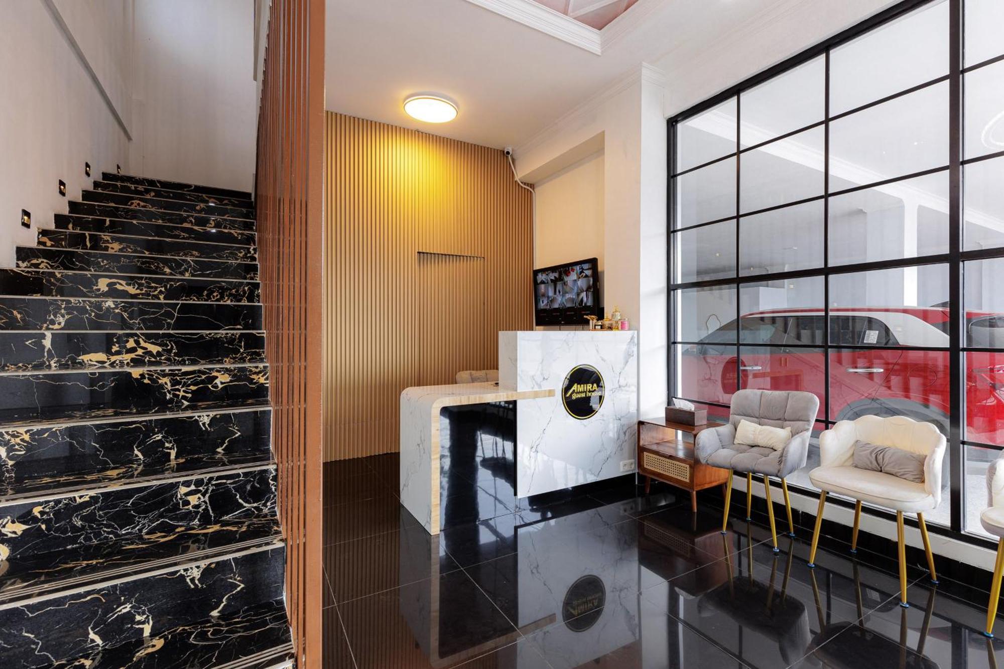 Urbanview Hotel Amira Syariah Bogor Pamoyanan Eksteriør bilde